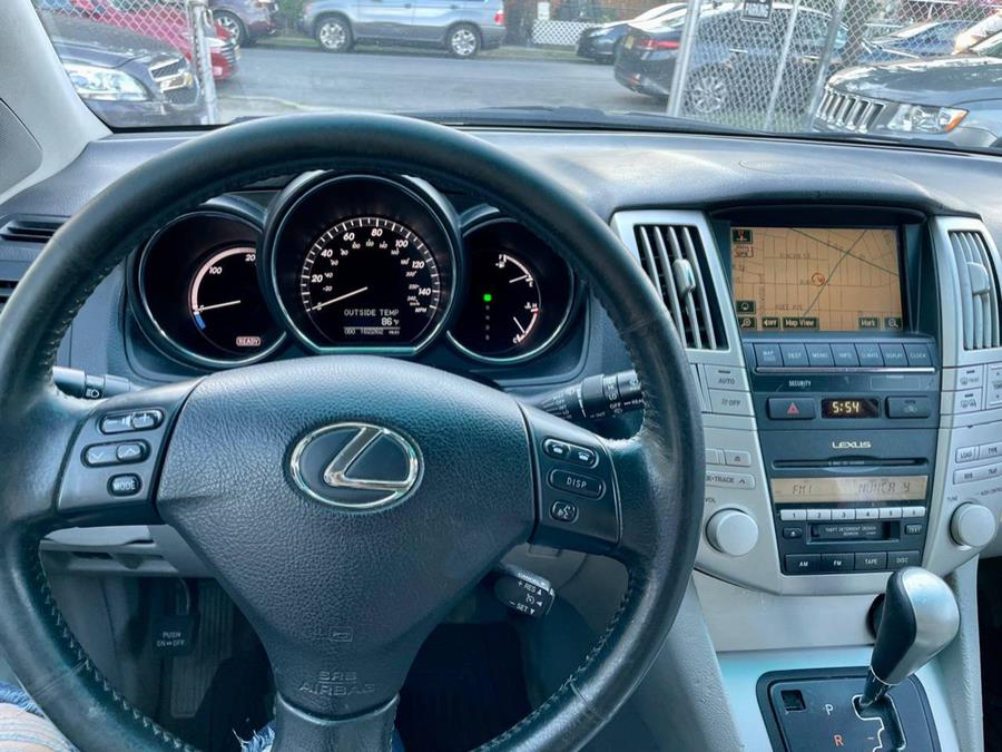 2006 Lexus RX 400h 4dr Hybrid SUV AWD, available for sale in Bronx, New York | Advanced Auto Mall. Bronx, New York 2006 Lexus RX 400h 4dr Hybrid SUV AWD, available for sale in Bronx, New York | Advanced Auto Mall. Bronx, New York