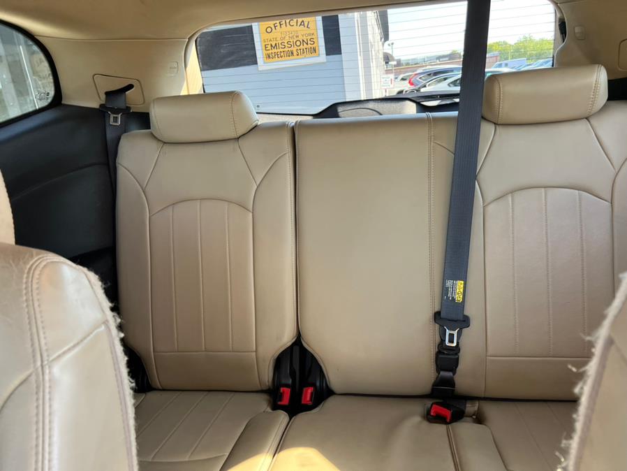Used Chevrolet Traverse AWD 4dr LTZ 2011 | Prestige Pre-Owned Motors Inc. New Windsor, New York Used Chevrolet Traverse AWD 4dr LTZ 2011 | Prestige Pre-Owned Motors Inc. New Windsor, New York