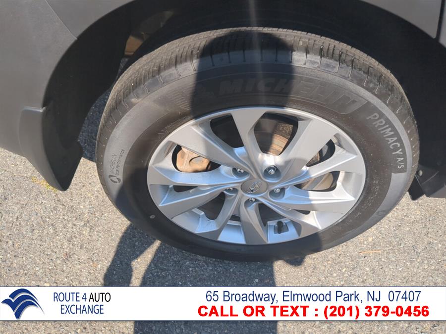 Used Hyundai Tucson SE AWD 2019 | Route 4 Auto Exchange. Elmwood Park, New Jersey Used Hyundai Tucson SE AWD 2019 | Route 4 Auto Exchange. Elmwood Park, New Jersey