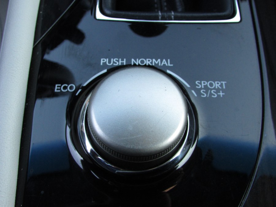 Used Lexus GS 350 4dr Sdn AWD 2013 | United Auto Sales of E Windsor, Inc. East Windsor, Connecticut Used Lexus GS 350 4dr Sdn AWD 2013 | United Auto Sales of E Windsor, Inc. East Windsor, Connecticut