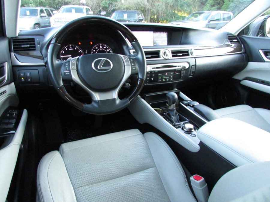 Used Lexus GS 350 4dr Sdn AWD 2013 | United Auto Sales of E Windsor, Inc. East Windsor, Connecticut Used Lexus GS 350 4dr Sdn AWD 2013 | United Auto Sales of E Windsor, Inc. East Windsor, Connecticut