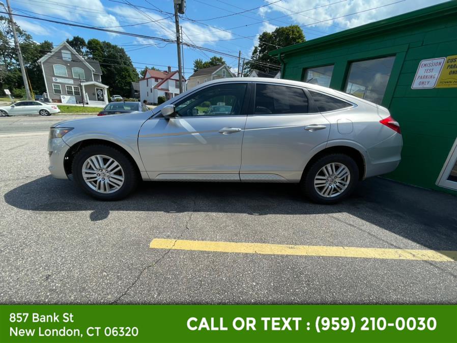 2012 Honda Crosstour 2WD I4 5dr EX-L, available for sale in New London, Connecticut | McAvoy Inc dba Town Hill Auto. New London, Connecticut 2012 Honda Crosstour 2WD I4 5dr EX-L, available for sale in New London, Connecticut | McAvoy Inc dba Town Hill Auto. New London, Connecticut