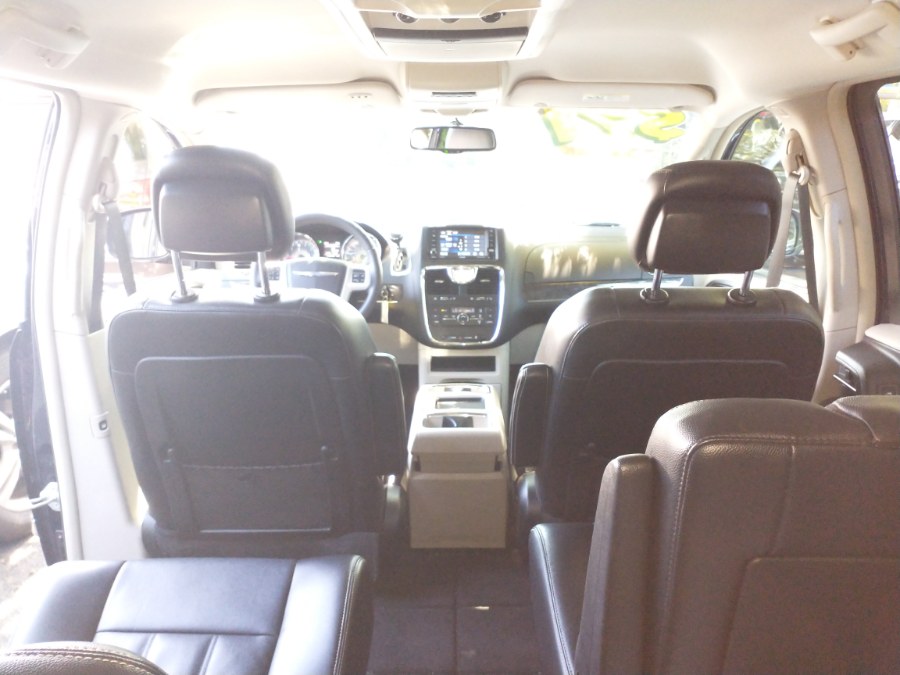 2014 Chrysler Town & Country Touring. CLEAN CARFAX!, available for sale in Elmont, New York | Sunrise of Elmont. Elmont, New York 2014 Chrysler Town & Country Touring. CLEAN CARFAX!, available for sale in Elmont, New York | Sunrise of Elmont. Elmont, New York