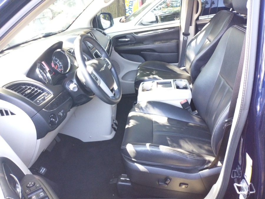 2014 Chrysler Town & Country Touring. CLEAN CARFAX!, available for sale in Elmont, New York | Sunrise of Elmont. Elmont, New York 2014 Chrysler Town & Country Touring. CLEAN CARFAX!, available for sale in Elmont, New York | Sunrise of Elmont. Elmont, New York