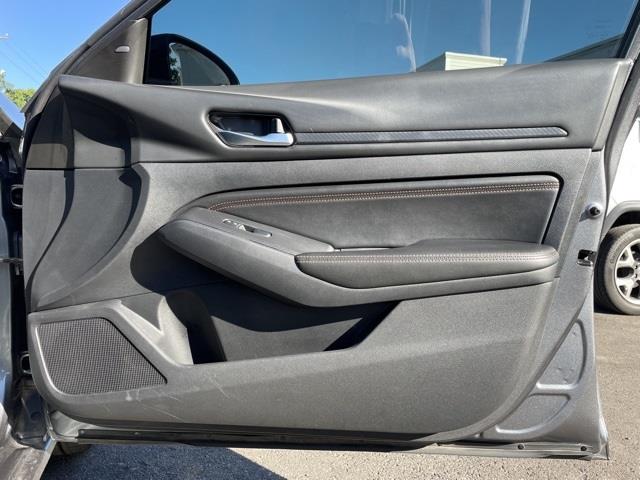 Used Nissan Altima 2.5 SR 2019 | Blasius Federal Road. Brookfield, Connecticut Used Nissan Altima 2.5 SR 2019 | Blasius Federal Road. Brookfield, Connecticut