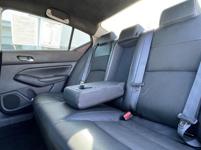 Used Nissan Altima 2.5 SR 2019 | Blasius Federal Road. Brookfield, Connecticut Used Nissan Altima 2.5 SR 2019 | Blasius Federal Road. Brookfield, Connecticut