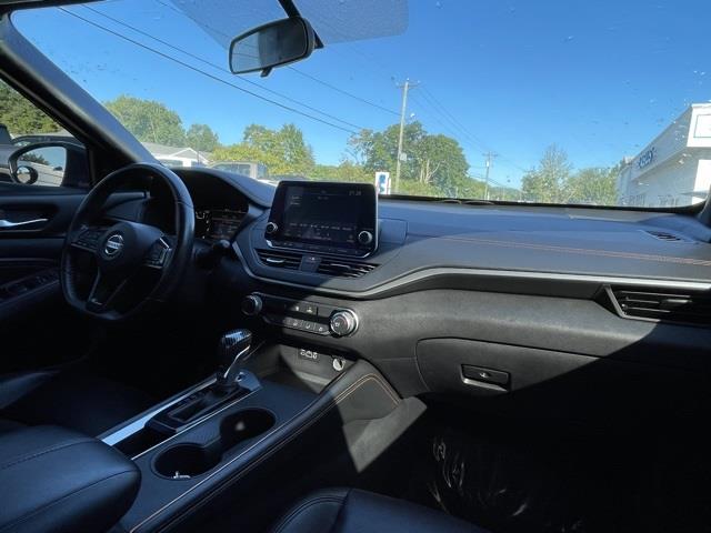Used Nissan Altima 2.5 SR 2019 | Blasius Federal Road. Brookfield, Connecticut Used Nissan Altima 2.5 SR 2019 | Blasius Federal Road. Brookfield, Connecticut