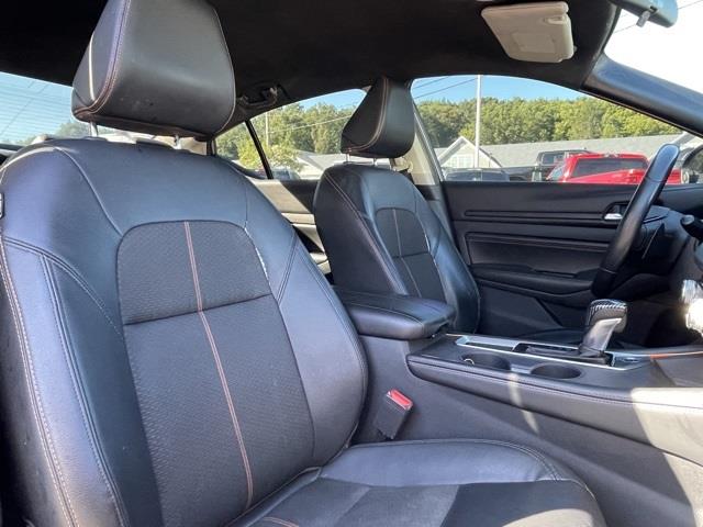 Used Nissan Altima 2.5 SR 2019 | Blasius Federal Road. Brookfield, Connecticut Used Nissan Altima 2.5 SR 2019 | Blasius Federal Road. Brookfield, Connecticut