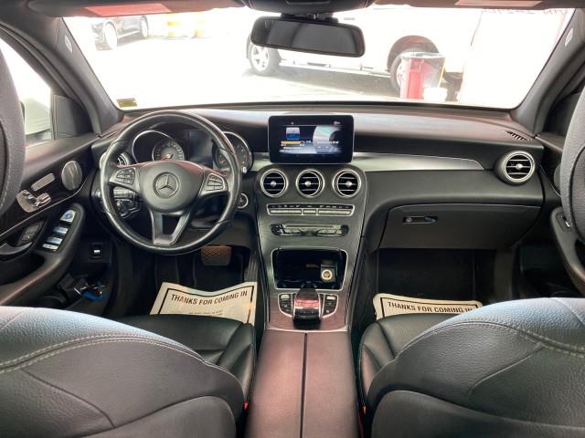 Used Mercedes-benz Glc GLC 300 2017 | Queens Auto Mall. Richmond Hill, New York Used Mercedes-benz Glc GLC 300 2017 | Queens Auto Mall. Richmond Hill, New York