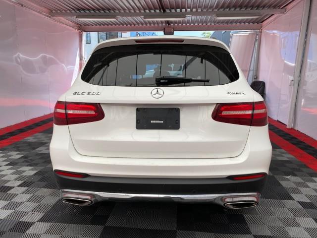Used Mercedes-benz Glc GLC 300 2017 | Queens Auto Mall. Richmond Hill, New York Used Mercedes-benz Glc GLC 300 2017 | Queens Auto Mall. Richmond Hill, New York