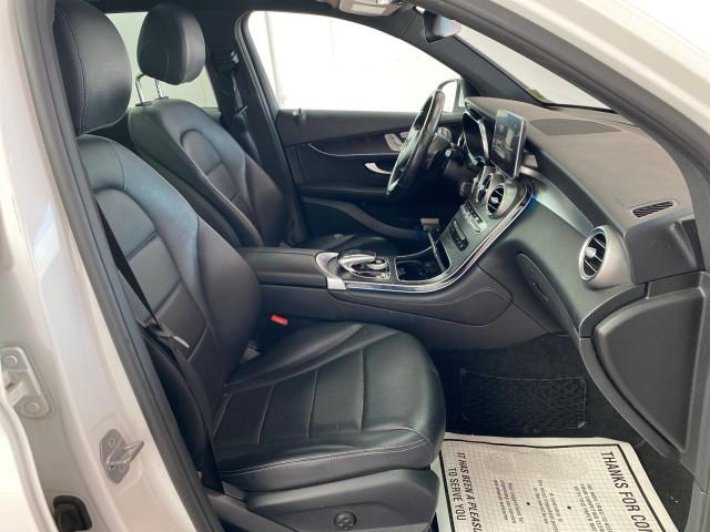 Used Mercedes-benz Glc GLC 300 2017 | Queens Auto Mall. Richmond Hill, New York Used Mercedes-benz Glc GLC 300 2017 | Queens Auto Mall. Richmond Hill, New York