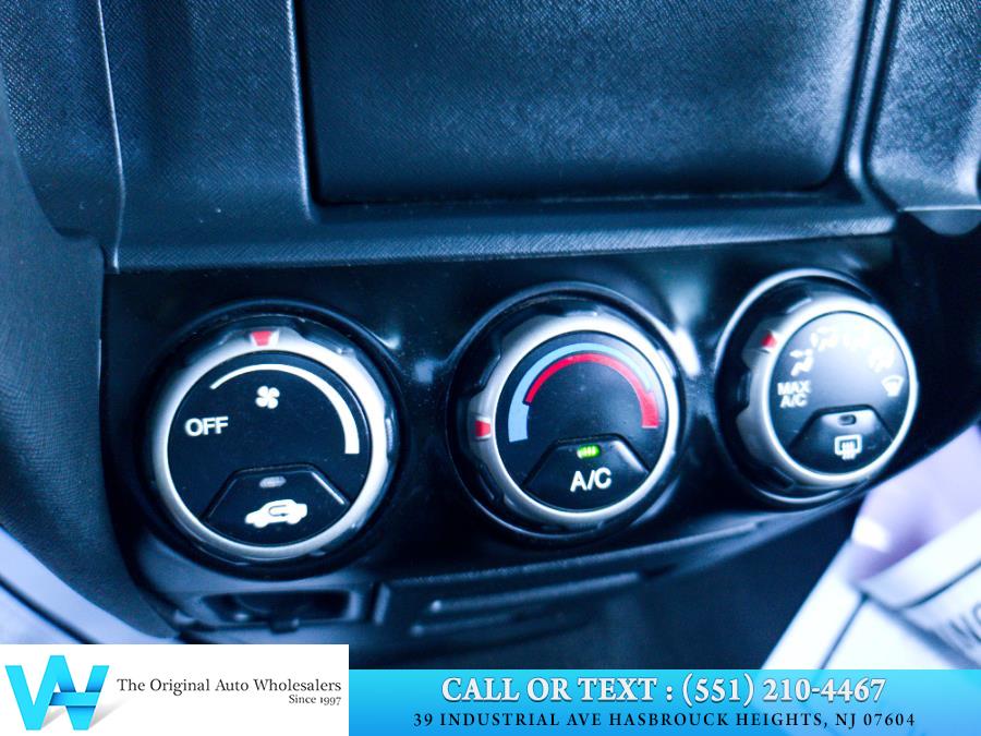 2003 Honda CR-V 4WD EX Auto, available for sale in Lodi, New Jersey | AW Auto & Truck Wholesalers, Inc. Lodi, New Jersey 2003 Honda CR-V 4WD EX Auto, available for sale in Lodi, New Jersey | AW Auto & Truck Wholesalers, Inc. Lodi, New Jersey