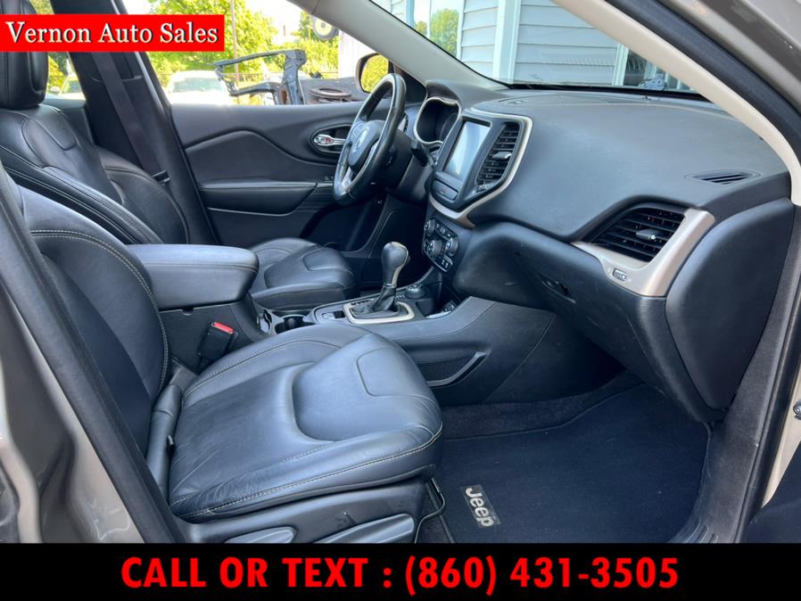 2016 Jeep Cherokee 4WD 4dr Limited, available for sale in Manchester, Connecticut | Vernon Auto Sale & Service. Manchester, Connecticut 2016 Jeep Cherokee 4WD 4dr Limited, available for sale in Manchester, Connecticut | Vernon Auto Sale & Service. Manchester, Connecticut
