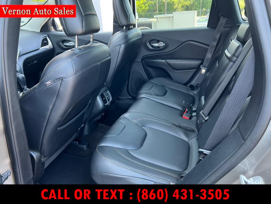 2016 Jeep Cherokee 4WD 4dr Limited, available for sale in Manchester, Connecticut | Vernon Auto Sale & Service. Manchester, Connecticut 2016 Jeep Cherokee 4WD 4dr Limited, available for sale in Manchester, Connecticut | Vernon Auto Sale & Service. Manchester, Connecticut