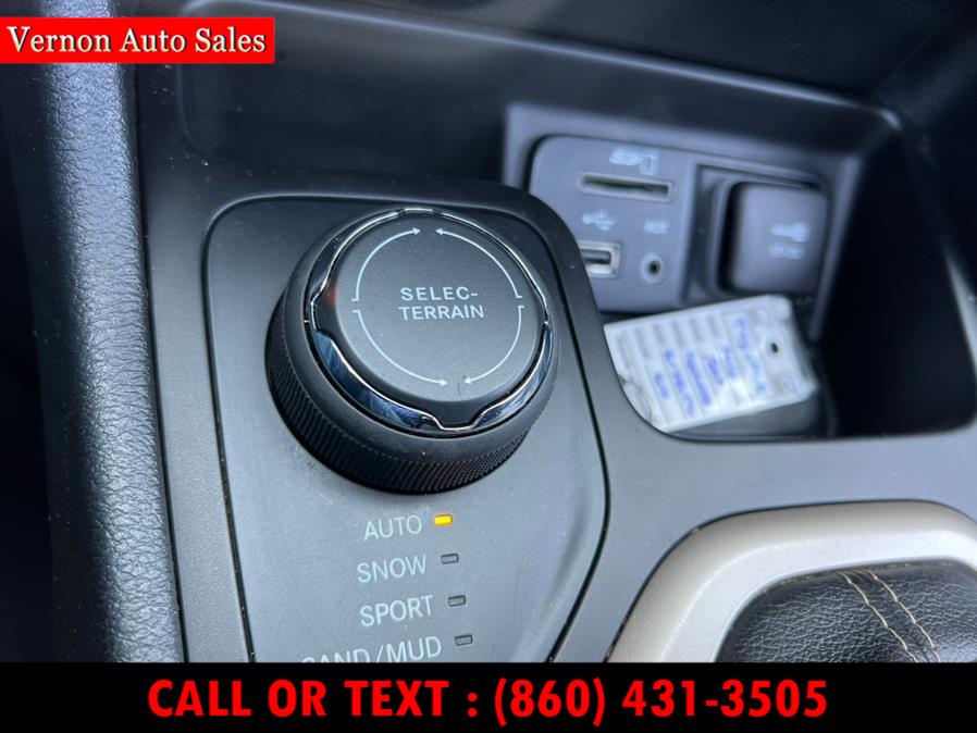 2016 Jeep Cherokee 4WD 4dr Limited, available for sale in Manchester, Connecticut | Vernon Auto Sale & Service. Manchester, Connecticut 2016 Jeep Cherokee 4WD 4dr Limited, available for sale in Manchester, Connecticut | Vernon Auto Sale & Service. Manchester, Connecticut
