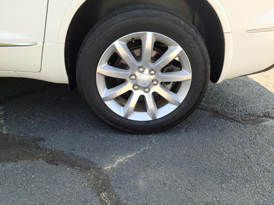 2014 Buick Enclave AWD 4dr Premium, available for sale in Milford, Connecticut | Chip's Auto Sales Inc. Milford, Connecticut 2014 Buick Enclave AWD 4dr Premium, available for sale in Milford, Connecticut | Chip's Auto Sales Inc. Milford, Connecticut