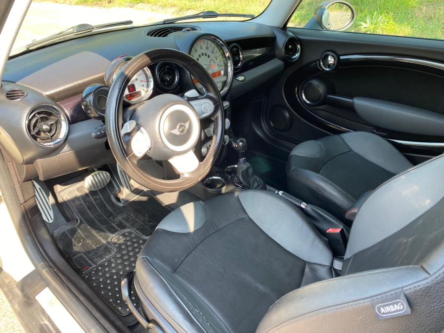 2010 MINI Cooper Hardtop 2dr Cpe S, available for sale in Waterbury, Connecticut | Platinum Auto Care. Waterbury, Connecticut 2010 MINI Cooper Hardtop 2dr Cpe S, available for sale in Waterbury, Connecticut | Platinum Auto Care. Waterbury, Connecticut