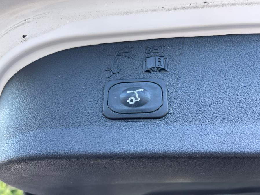 Used Ford Escape 4WD 4dr SE 2015 | Merrimack Autosport. Merrimack, New Hampshire Used Ford Escape 4WD 4dr SE 2015 | Merrimack Autosport. Merrimack, New Hampshire