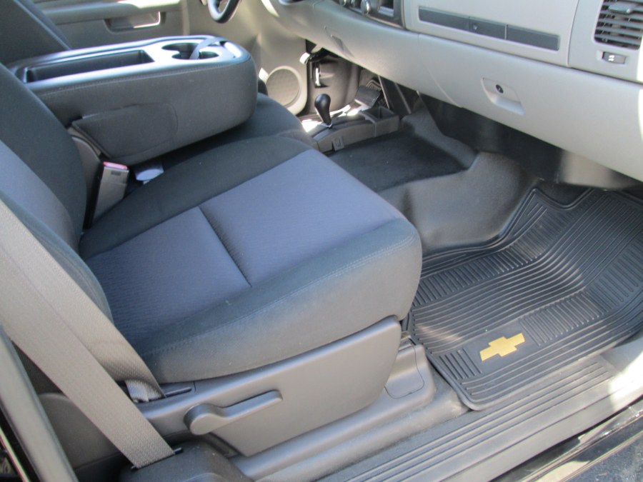 2013 Chevrolet Silverado 1500 4WD Ext Cab 143.5" Work Truck, available for sale in Levittown, Pennsylvania | Levittown Auto. Levittown, Pennsylvania 2013 Chevrolet Silverado 1500 4WD Ext Cab 143.5" Work Truck, available for sale in Levittown, Pennsylvania | Levittown Auto. Levittown, Pennsylvania