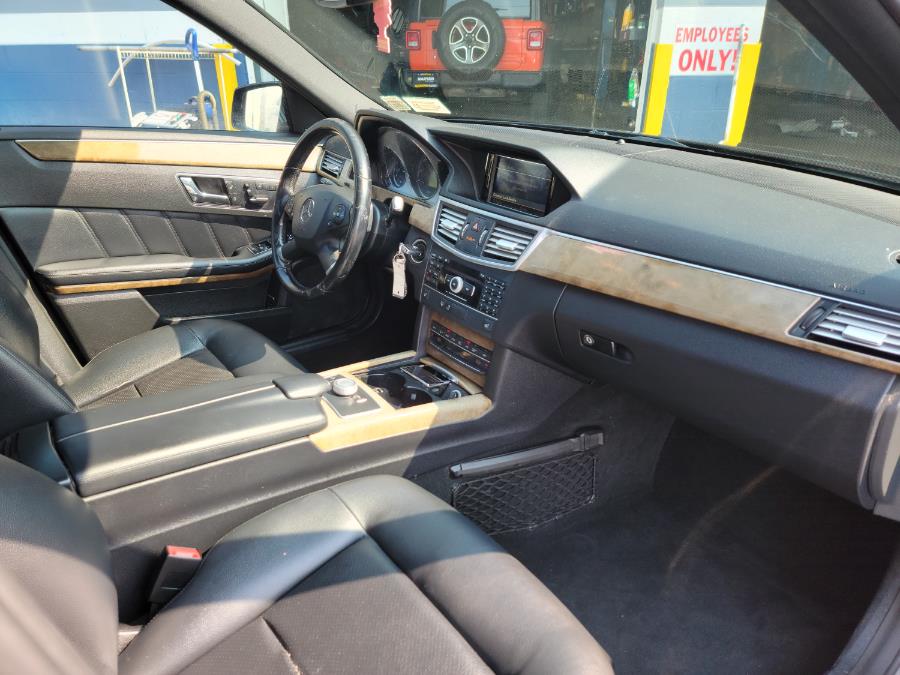 Used Mercedes-Benz E-Class 4dr Sdn E 350 Luxury 4MATIC 2011 | Eugen's Auto Sales & Repairs. Philadelphia, Pennsylvania Used Mercedes-Benz E-Class 4dr Sdn E 350 Luxury 4MATIC 2011 | Eugen's Auto Sales & Repairs. Philadelphia, Pennsylvania