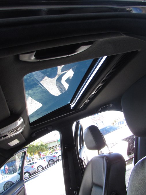 Used Mercedes-Benz C-Class 4dr Sdn C 300 Sport 4MATIC 2011 | VIP Auto Enterprise, Inc. Orlando, Florida Used Mercedes-Benz C-Class 4dr Sdn C 300 Sport 4MATIC 2011 | VIP Auto Enterprise, Inc. Orlando, Florida