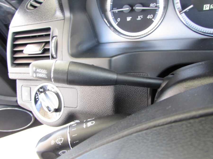 Used Mercedes-Benz C-Class 4dr Sdn C 300 Sport 4MATIC 2011 | VIP Auto Enterprise, Inc. Orlando, Florida Used Mercedes-Benz C-Class 4dr Sdn C 300 Sport 4MATIC 2011 | VIP Auto Enterprise, Inc. Orlando, Florida