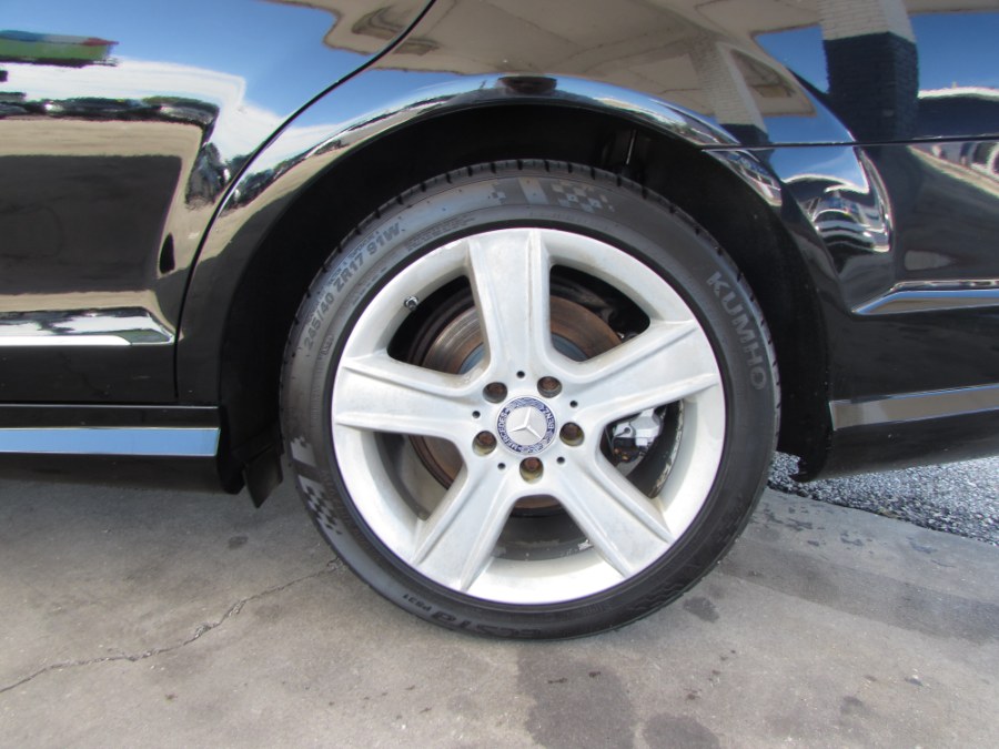 Used Mercedes-Benz C-Class 4dr Sdn C 300 Sport 4MATIC 2011 | VIP Auto Enterprise, Inc. Orlando, Florida Used Mercedes-Benz C-Class 4dr Sdn C 300 Sport 4MATIC 2011 | VIP Auto Enterprise, Inc. Orlando, Florida