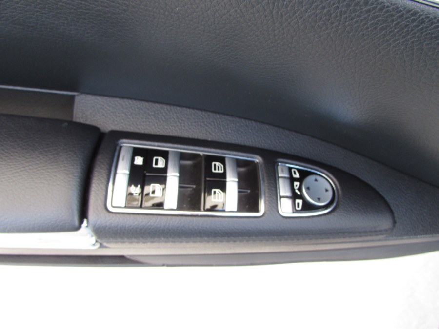 Used Mercedes-Benz S-Class 4dr Sdn S 550 RWD 2013 | VIP Auto Enterprise, Inc. Orlando, Florida Used Mercedes-Benz S-Class 4dr Sdn S 550 RWD 2013 | VIP Auto Enterprise, Inc. Orlando, Florida