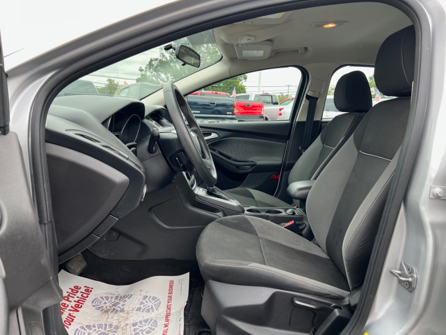 Used Ford Focus 4dr Sdn SE 2014 | Marsh Auto Sales LLC. Ortonville, Michigan Used Ford Focus 4dr Sdn SE 2014 | Marsh Auto Sales LLC. Ortonville, Michigan