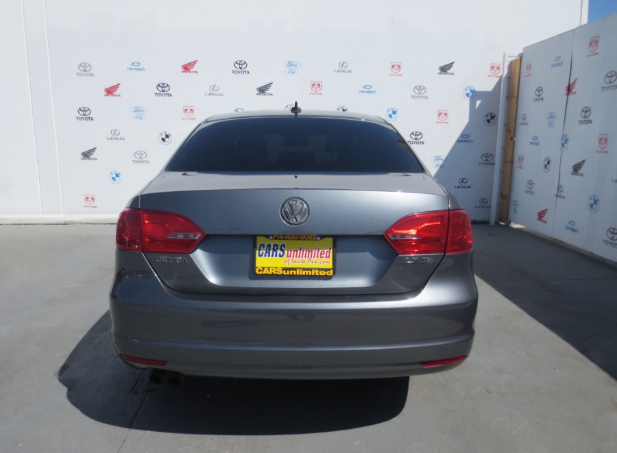 Used Volkswagen Jetta Sedan 4dr Auto SE PZEV 2012 | Auto Max Of Santa Ana. Santa Ana, California Used Volkswagen Jetta Sedan 4dr Auto SE PZEV 2012 | Auto Max Of Santa Ana. Santa Ana, California