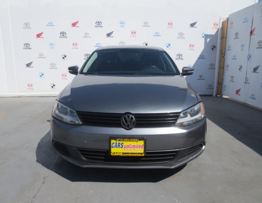 Used Volkswagen Jetta Sedan 4dr Auto SE PZEV 2012 | Auto Max Of Santa Ana. Santa Ana, California Used Volkswagen Jetta Sedan 4dr Auto SE PZEV 2012 | Auto Max Of Santa Ana. Santa Ana, California