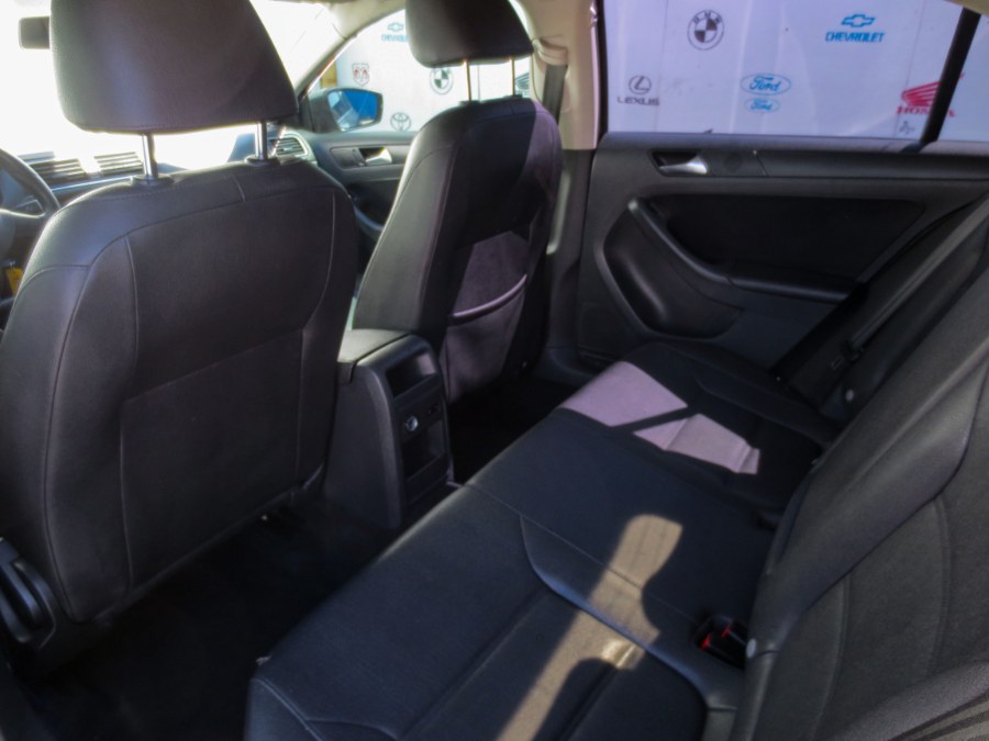 Used Volkswagen Jetta Sedan 4dr Auto SE PZEV 2012 | Auto Max Of Santa Ana. Santa Ana, California Used Volkswagen Jetta Sedan 4dr Auto SE PZEV 2012 | Auto Max Of Santa Ana. Santa Ana, California