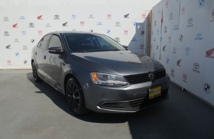 Used Volkswagen Jetta Sedan 4dr Auto SE PZEV 2012 | Auto Max Of Santa Ana. Santa Ana, California Used Volkswagen Jetta Sedan 4dr Auto SE PZEV 2012 | Auto Max Of Santa Ana. Santa Ana, California