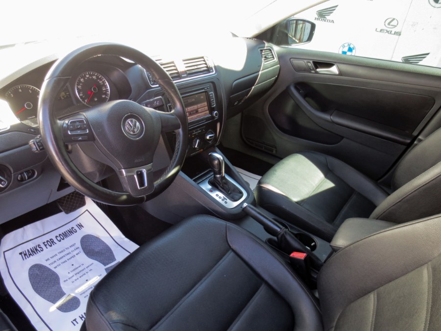 Used Volkswagen Jetta Sedan 4dr Auto SE PZEV 2012 | Auto Max Of Santa Ana. Santa Ana, California Used Volkswagen Jetta Sedan 4dr Auto SE PZEV 2012 | Auto Max Of Santa Ana. Santa Ana, California