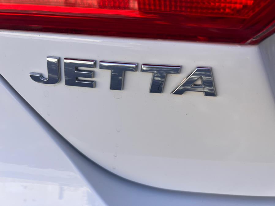 Used Volkswagen Jetta Sedan 4dr Auto Base 2013 | Wonderland Auto. Revere, Massachusetts