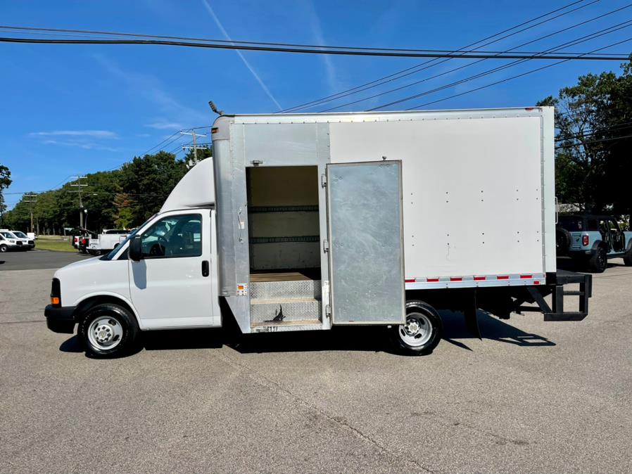 2016 Chevrolet Express Commercial Cutaway 3500 Van 159", available for sale in South Windsor, Connecticut | Mike And Tony Auto Sales, Inc. South Windsor, Connecticut 2016 Chevrolet Express Commercial Cutaway 3500 Van 159", available for sale in South Windsor, Connecticut | Mike And Tony Auto Sales, Inc. South Windsor, Connecticut