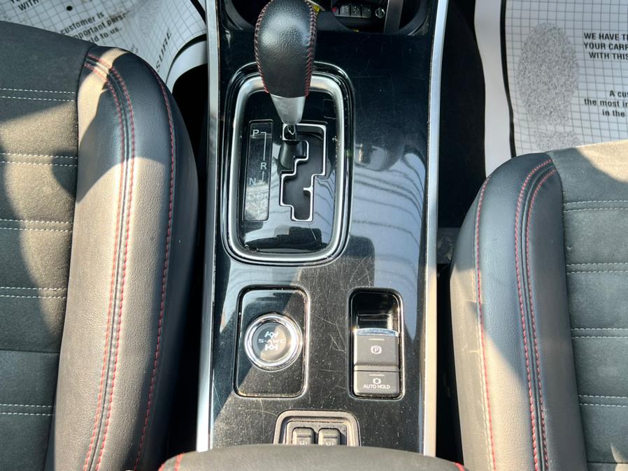 2020 Mitsubishi Outlander ES S-AWC, available for sale in Linden, New Jersey | Champion Used Auto Sales. Linden, New Jersey 2020 Mitsubishi Outlander ES S-AWC, available for sale in Linden, New Jersey | Champion Used Auto Sales. Linden, New Jersey