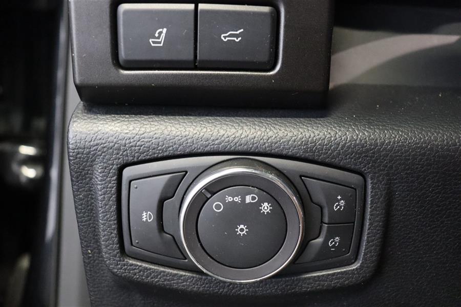 Used Ford Expedition LIMITED 2018 | Fast Track Motors. Paterson, New Jersey Used Ford Expedition LIMITED 2018 | Fast Track Motors. Paterson, New Jersey
