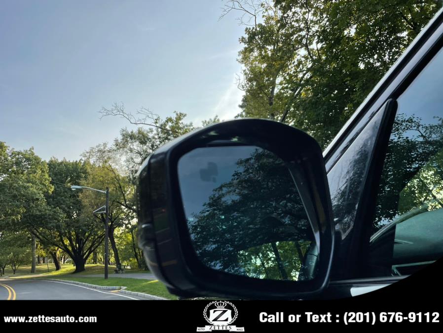 Used Land Rover Discovery Sport AWD 4dr HSE 2016 | Zettes Auto Mall. Jersey City, New Jersey Used Land Rover Discovery Sport AWD 4dr HSE 2016 | Zettes Auto Mall. Jersey City, New Jersey