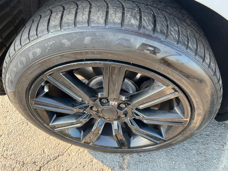 2016 Land Rover Range Rover 4WD 4dr Diesel HSE, available for sale in New Windsor, New York | Prestige Pre-Owned Motors Inc. New Windsor, New York 2016 Land Rover Range Rover 4WD 4dr Diesel HSE, available for sale in New Windsor, New York | Prestige Pre-Owned Motors Inc. New Windsor, New York
