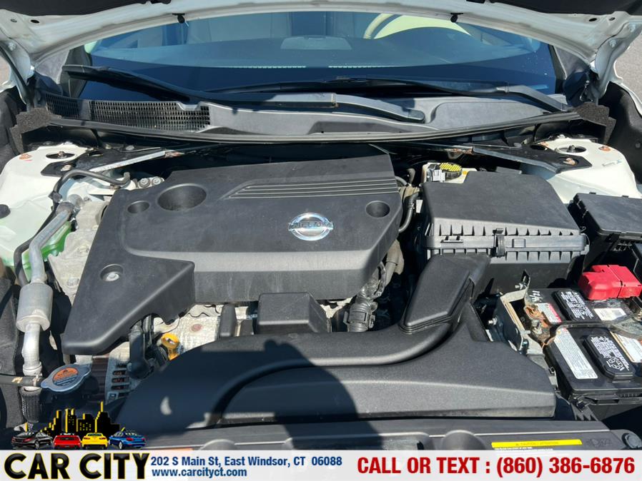 Used Nissan Altima 4dr Sdn I4 2.5 S 2015 | Car City LLC. East Windsor, Connecticut Used Nissan Altima 4dr Sdn I4 2.5 S 2015 | Car City LLC. East Windsor, Connecticut