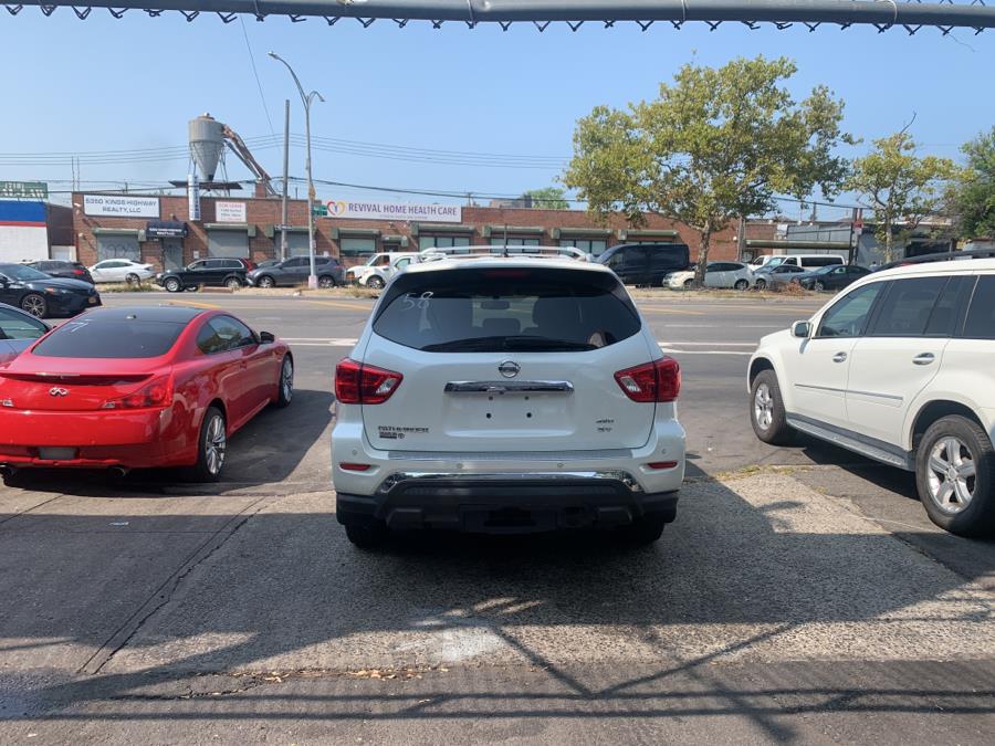 Used Nissan Pathfinder 4x4 Platinum 2017 | Rubber Bros Auto World. Brooklyn, New York Used Nissan Pathfinder 4x4 Platinum 2017 | Rubber Bros Auto World. Brooklyn, New York
