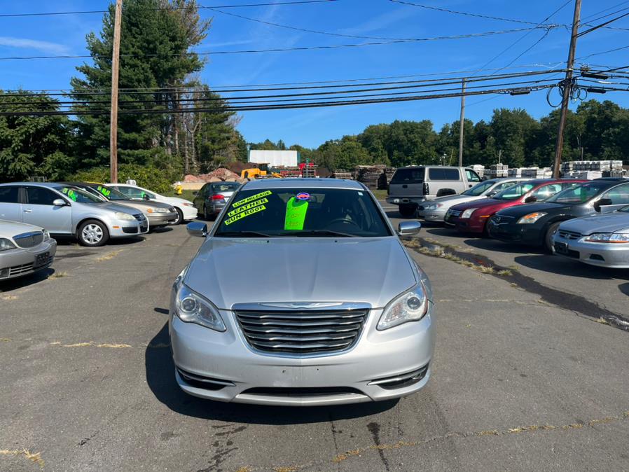 Used Chrysler 200 4dr Sdn Limited 2011 | CT Car Co LLC. East Windsor, Connecticut