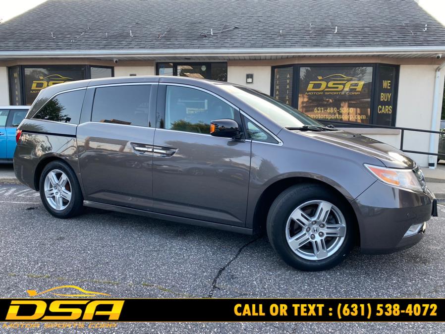 Used Honda Odyssey 5dr Touring Elite 2011 | DSA Motor Sports Corp. Commack, New York