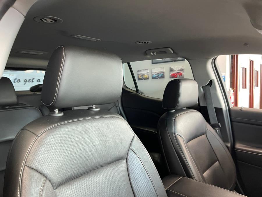 Used GMC Acadia AWD 4dr SLT w/SLT-1 2019 | 5 Towns Drive. Inwood, New York Used GMC Acadia AWD 4dr SLT w/SLT-1 2019 | 5 Towns Drive. Inwood, New York