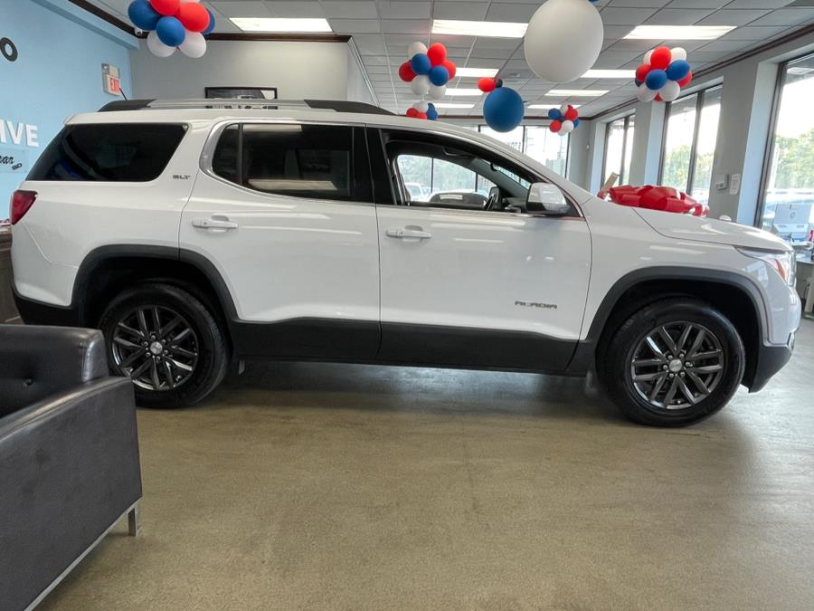 Used GMC Acadia AWD 4dr SLT w/SLT-1 2019 | 5 Towns Drive. Inwood, New York Used GMC Acadia AWD 4dr SLT w/SLT-1 2019 | 5 Towns Drive. Inwood, New York
