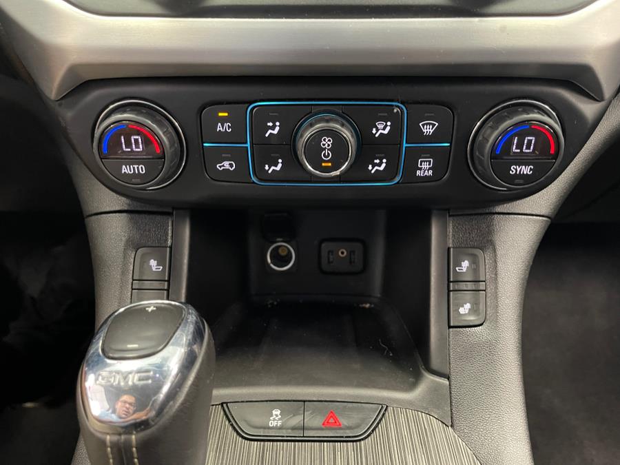 Used GMC Acadia AWD 4dr SLT w/SLT-1 2019 | 5 Towns Drive. Inwood, New York Used GMC Acadia AWD 4dr SLT w/SLT-1 2019 | 5 Towns Drive. Inwood, New York