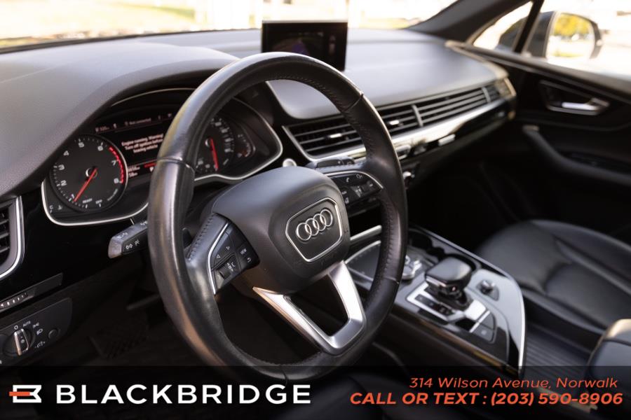 2019 Audi Q7 SE Premium 55 TFSI quattro, available for sale in Norwalk, Connecticut | Black Bridge Motors, LLC. Norwalk, Connecticut 2019 Audi Q7 SE Premium 55 TFSI quattro, available for sale in Norwalk, Connecticut | Black Bridge Motors, LLC. Norwalk, Connecticut