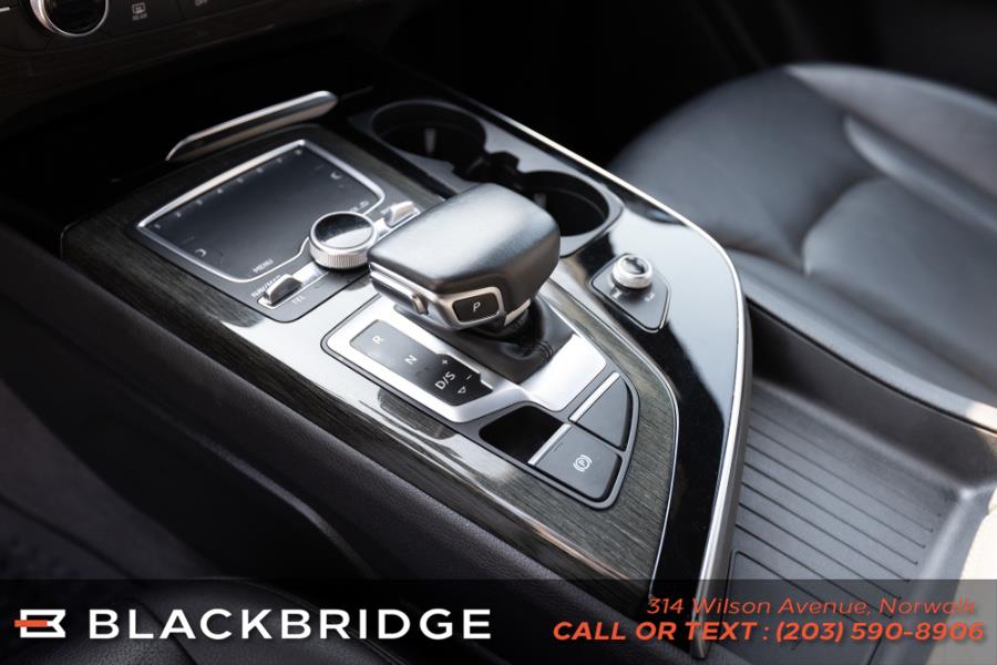 2019 Audi Q7 SE Premium 55 TFSI quattro, available for sale in Norwalk, Connecticut | Black Bridge Motors, LLC. Norwalk, Connecticut 2019 Audi Q7 SE Premium 55 TFSI quattro, available for sale in Norwalk, Connecticut | Black Bridge Motors, LLC. Norwalk, Connecticut