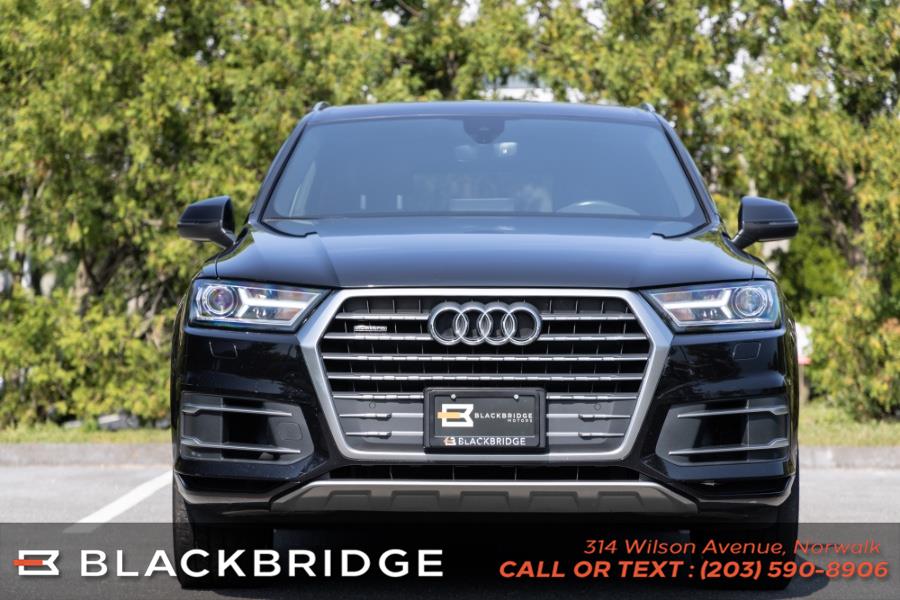 2019 Audi Q7 SE Premium 55 TFSI quattro, available for sale in Norwalk, Connecticut | Black Bridge Motors, LLC. Norwalk, Connecticut 2019 Audi Q7 SE Premium 55 TFSI quattro, available for sale in Norwalk, Connecticut | Black Bridge Motors, LLC. Norwalk, Connecticut